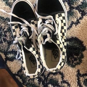 Black/white old skool checkerboard vans